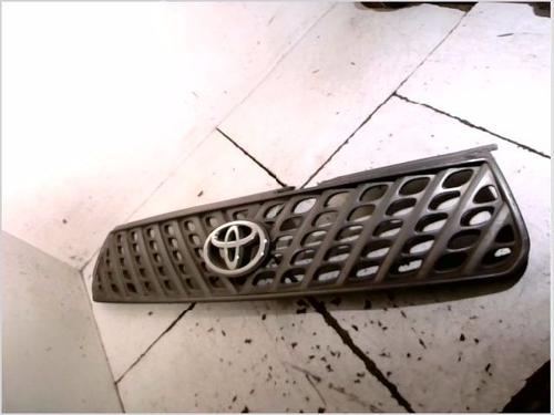 Grill TOYOTA RAV 4 II (_A2_) 2.0 D 4WD (CLA20_, CLA21_, CLA20R, CLA21R) (116 hp) 26102902