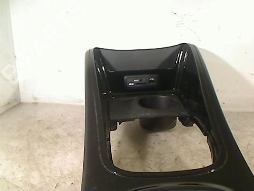 Middle console RENAULT MEGANE III Grandtour (KZ0/1) 1.5 dCi (KZ09, KZ0D, KZ1G, KZ29, KZ14, KZ1W, KZ10, KZ1F,... | BP26073276I22 