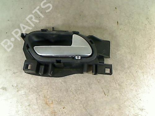 Used Front right interior door handle PEUGEOT 208 I (CA_, CC_) 1.4 HDi (68 hp) 26071234