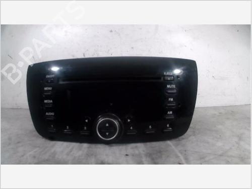 Radio FIAT DOBLO Cargo (263_) 1.6 D Multijet (263WXD1B, 263WXR1B, 263WXX1B, 263ZXD1B,... (105 hp) 29473007