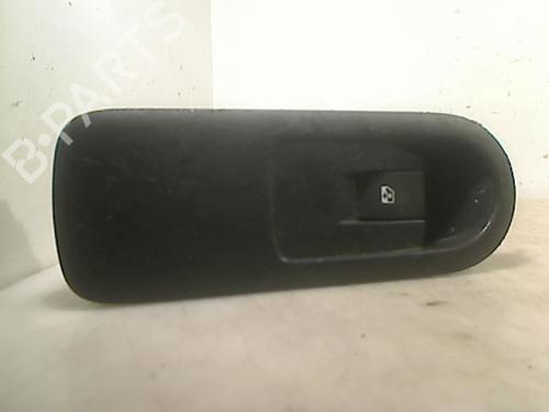 Used Switch RENAULT SCÉNIC II (JM0/1_) 1.5 dCi (JM1E, JM16) (106 hp) 26081765