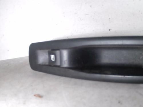 Used Right rear window switch RENAULT LAGUNA III (BT0/1) 2.0 dCi (BT07, BT0J, BT14, BT1A, BT1S) (131 hp) 26095041