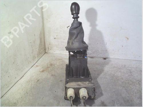 Used Shift knob Shift knob DACIA DUSTER (HS_) 1.5 dCi (HSMC) (107 hp) 36071172 36071172