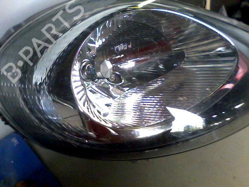 Used Right headlight RENAULT TRAFIC II Van (FL) 1.9 dCi 100 (FL0C) (101 hp) 26058738