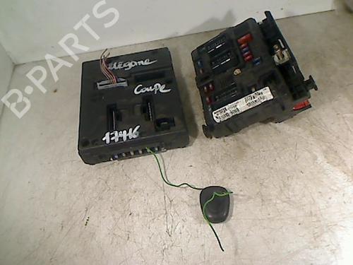 Used Engine control unit (ECU) RENAULT MEGANE I Coach (DA0/1_) 1.6 16V (DA0B, DA04, DA11) (107 hp) 33007061