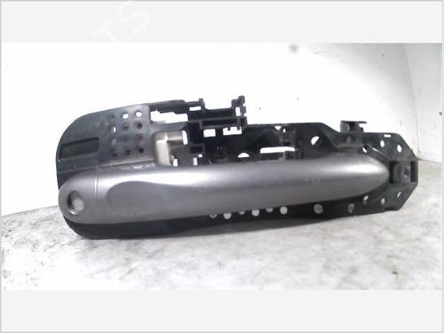 Used Front left exterior door handle RENAULT MEGANE III Hatchback (BZ0/1_, B3_) 1.5 dCi (BZ0C) (90 hp) 26100382