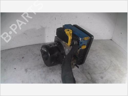 Used ABS pump RENAULT LAGUNA I (B56_, 556_) 1.9 dTi (B56J) (98 hp) 26096990