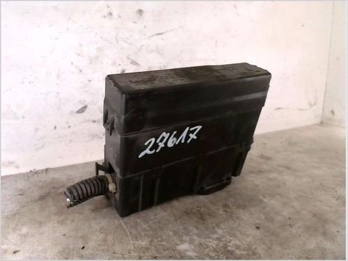 Used Fuse box NISSAN MICRA III (K12) 1.2 16V (65 hp) 26101692