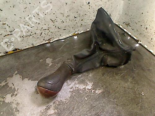 Used Shift knob CITROËN XSARA (N1) 2.0 HDi 90 (90 hp) 26065189