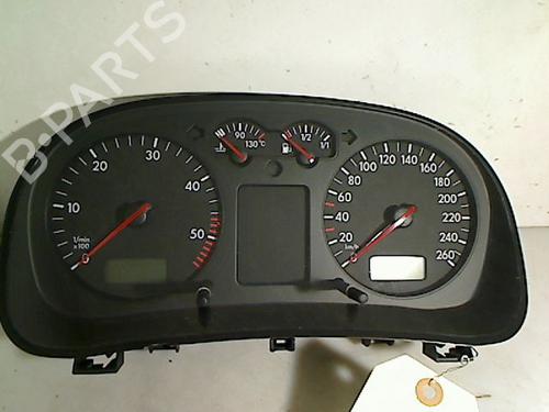 Kombinert Instrument VW GOLF IV (1J1) 1.9 TDI (101 hp) 26082804