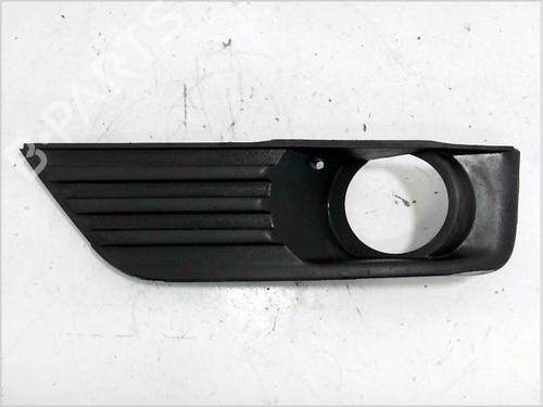 Grill FORD FOCUS II (DA_, HCP, DP) 1.8 TDCi (115 hp) 26119520