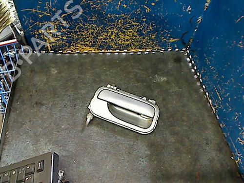 Used Front right exterior door handle OPEL VECTRA B Hatchback (J96) 2.0 DTI 16V (F68) (101 hp) 29473447