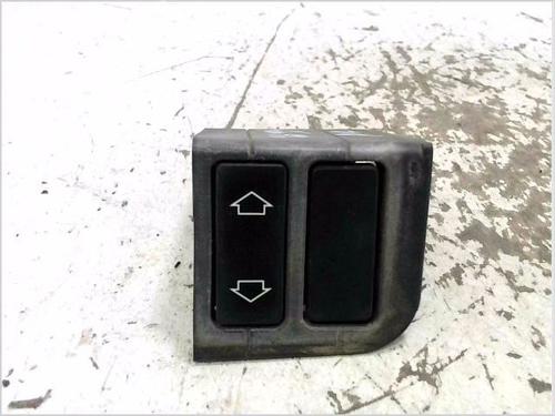 Used Switch PEUGEOT 205 II (20A/C) 1.8 Diesel (60 hp) 30960755