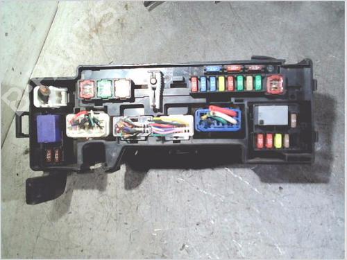 Used Fuse box Fuse box CITROËN C1 (PM_, PN_) 1.0 (68 hp) 36156773 36156773