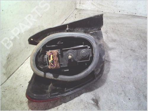 Right taillight PEUGEOT 406 Break (8E/F) 2.1 TD 12V | BP27501300C35 