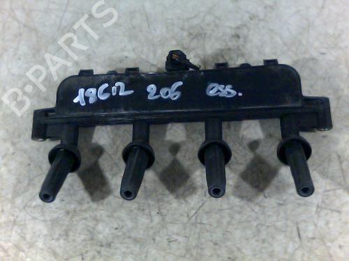 Tændspole PEUGEOT 206 Hatchback (2A/C) 1.1 i (60 hp) 28535152