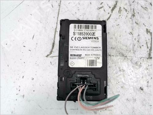 Module électronique RENAULT MEGANE II (BM0/1_, CM0/1_) 1.9 dCi (131 hp) 27370554
