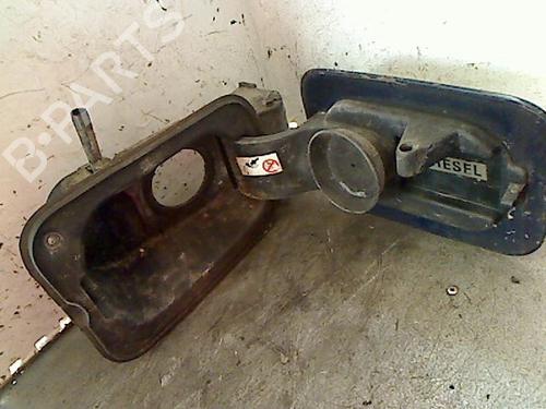 Używane Klapa wlewu paliwa RENAULT MEGANE II (BM0/1_, CM0/1_) 1.9 dCi (BM0G, CM0G) (120 hp) 26527953