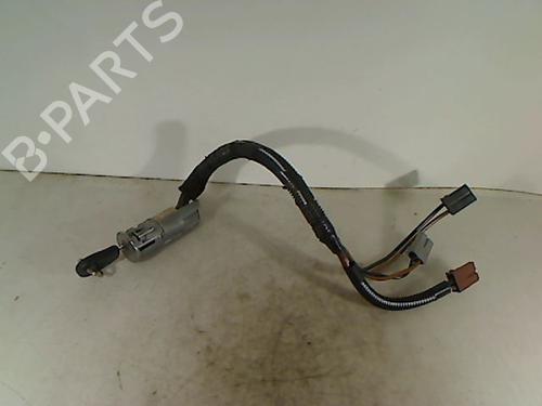 Used Ignition barrel CITROËN XSARA Coupe (N0) 1.9 D (70 hp) 26063140