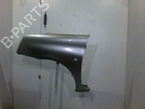 Aleta delantera izquierda RENAULT CLIO II (BB_, CB_) 1.5 dCi (B/CB3M) (64 hp) 26075756