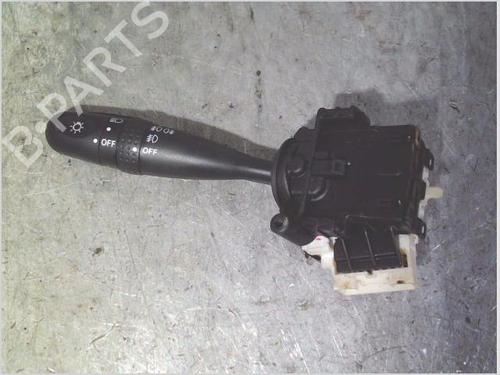 Used Headlight switch Headlight switch TOYOTA YARIS (_P1_) 1.3 (SCP12_, SCP13_, SCP12R, SCP13R) (87 hp) 40271199 40271199