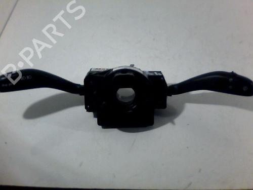 Used Steering column stalk VW POLO (9N_, 9A_) 1.4 TDI (70 hp) 26109735