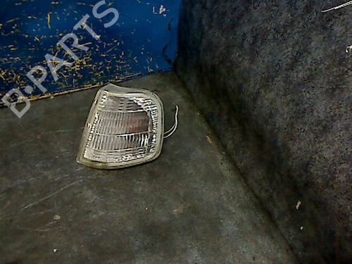 Blinklys fortil venstre Blinklys fortil venstre PEUGEOT 405 II Break (4E) 1.9 D (69 hp) 34182942 34182942