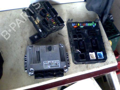 Used Engine control unit (ECU) PEUGEOT 407 (6D_) 1.6 HDi 110 (6D9HZC, 6D9HYC) (109 hp) 32982780