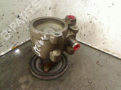 Used Steering pump RENAULT MEGANE Scenic (JA0/1_) 1.6 e (JA0F) (90 hp) 26105693