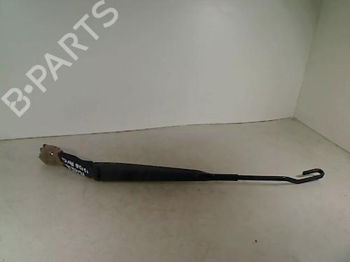 Used Front windshield wiper arm NISSAN MICRA III (K12) 1.2 16V (80 hp) 26065994