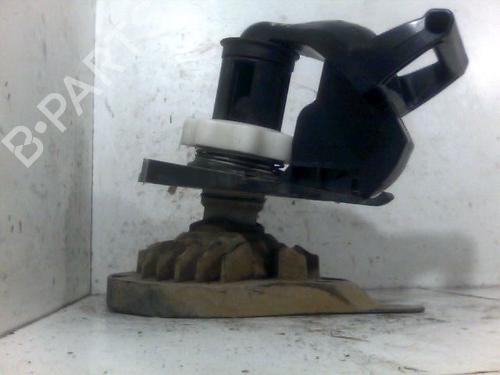 Used Jack Kit RENAULT CLIO III (BR0/1, CR0/1) 1.2 16V (BR02, BR0J, BR11, CR02, CR0J, CR11) (75 hp) 26081368