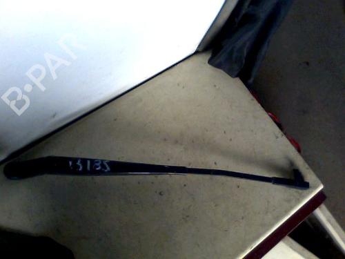 Used Front windshield wiper arm Front windshield wiper arm CITROËN XSARA PICASSO (N68) 1.6 HDi (90 hp) 40457261 40457261