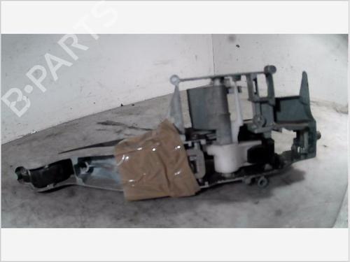 Front right exterior door handle PEUGEOT PARTNER Box Body/MPV 1.6 HDi | BP26100716C129