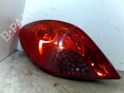 Used Left taillight PEUGEOT 207 (WA_, WC_) 1.4 HDi (68 hp) 26076040