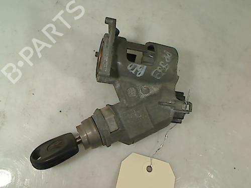 Used Ignition barrel VW POLO III (6N1) 64 1.9 D (64 hp) 26111697
