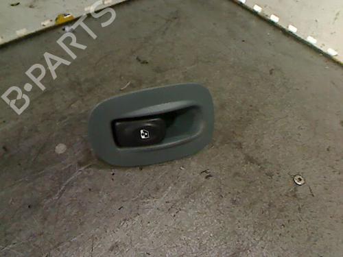 Used Switch RENAULT MEGANE Scenic (JA0/1_) 1.9 dTi (JA0N) (98 hp) 29076428