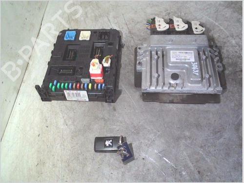 Used Engine control unit (ECU) Engine control unit (ECU) PEUGEOT 3008 I MPV (0U_) 2.0 HDi 150 / BlueHDi 150 (150 hp) 33624437 33624437