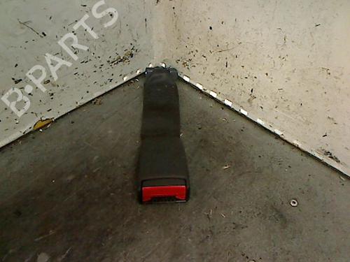 Used Seat buckle PEUGEOT 206 Hatchback (2A/C) 1.4 i (75 hp) 26105019