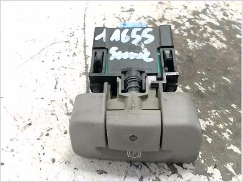 Used Switch Switch RENAULT SCÉNIC II (JM0/1_) 1.6 (JM0C, JM0J, JM1B) (113 hp) 32871811 32871811