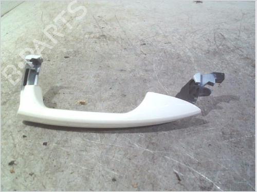 rear-left-exterior-door-handle-mercedes-benz-a-class-w176-2012-2013-2014-2015-2016-2017-2018-31028383 main image