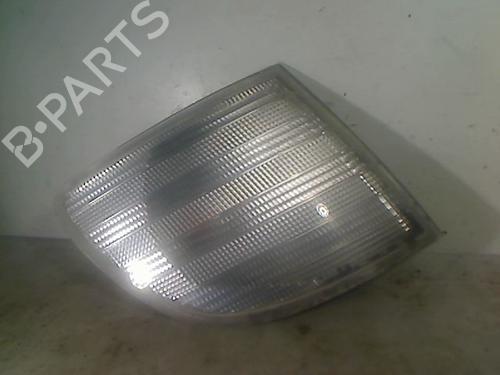 Used Right front indicator MERCEDES-BENZ VITO Van (W638) 108 CDI 2.2 (638.094) (82 hp) 29497082