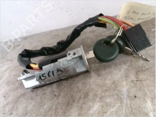 ignition-barrel-renault-twingo-i-c06_-1993-1994-1995-1996-1997-1998-1999-2000-2001-2002-2003-2004-2005-2006-2007-2008-2009-2010-2011-2012-26065803 main image