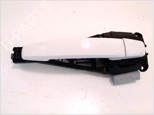 Used Front right exterior door handle OPEL ASTRA J (P10) 1.7 CDTI (68) (125 hp) 26111889