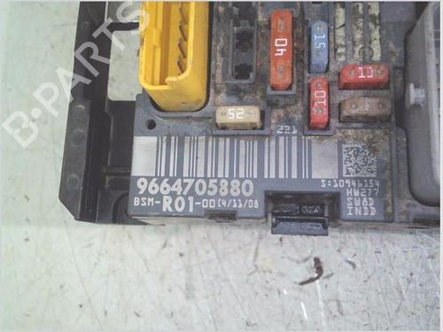 Fuse box CITROËN C4 Picasso I MPV (UD_) 1.6 HDi | BP26117586E1 