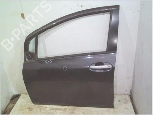 Used Left front door TOYOTA YARIS (_P9_) 1.4 D-4D (NLP90_, NLP90R) (90 hp) 29971687