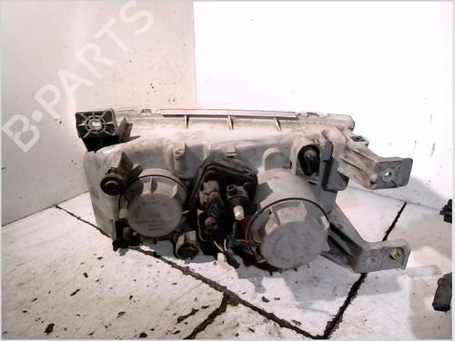 Right headlight HYUNDAI TRAJET (FO) 2.0 CRDi | BP26103496C29 