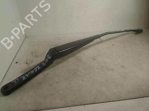 Used Front windshield wiper arm PEUGEOT 308 I (4A_, 4C_) 1.6 16V (120 hp) 26079917