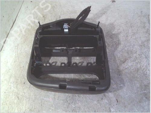 Middle console RENAULT CLIO IV (BH_) 1.5 dCi 75 | BP30104020I22 