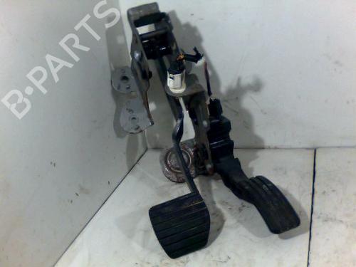 Used Pedal RENAULT MEGANE III Hatchback (BZ0/1_, B3_) 1.5 dCi (BZ09, BZ0D, BZ1W, BZ29, BZ14) (110 hp) 26090309