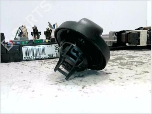 Engine control unit (ECU) CITROËN C3 II (SC_) 1.4 HDi 70 (SC8HZC, SC8HR0, SC8HP4) | BP31028405M57 